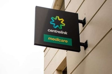 Debt in grief: Centrelink's ‘insensitive’ letter adds pain to mourning daughter’s loss