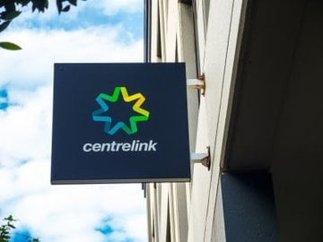 Government reveals to drastically cut Centrelink payment wait times