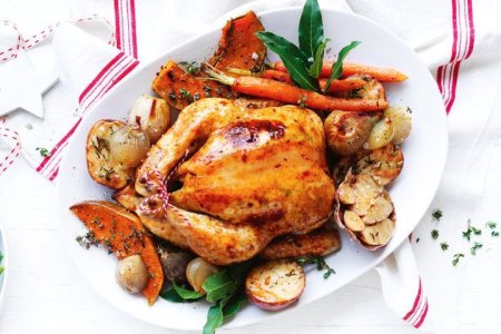 honey-mustard-roast-chicken-with-gravy-144127-2.jpeg