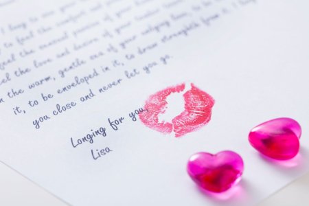 214477-1600x1067-close-up-of-love-letter.jpeg