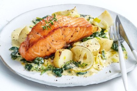 french-style-salmon-potatoes-170408-1.jpg