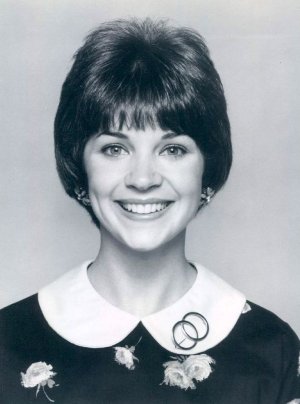 Cindy_Williams.jpeg.jpg