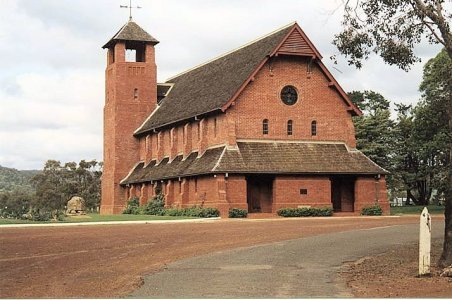 Fairbridge_church.jpg