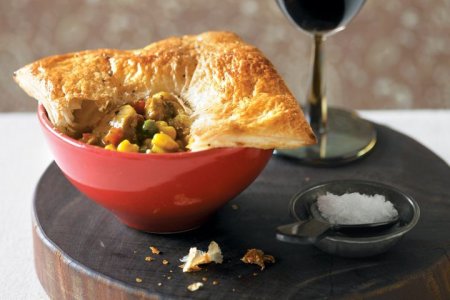 curry-chicken-and-vegetable-pie-3363-1.jpeg