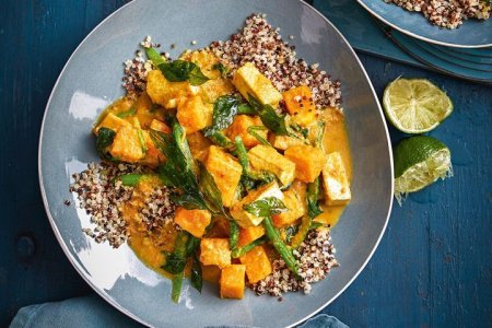 healthy-pumpkin-and-tofu-coconut-curry-149597-2.jpg