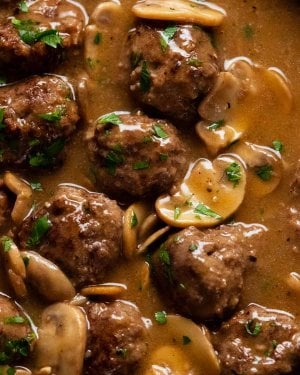 Salisbury-Steak-Meatballs_close-up.jpg