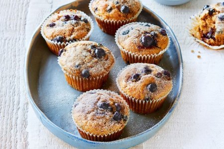 blueberry-banana-muffins-141953-2.jpg