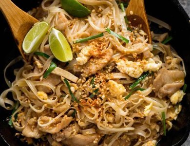 Chicken-Pad-Thai_9-landscape.jpg