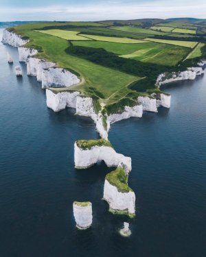 CHALK WHITE CLIFFS OF DOVER - ENGLAND.jpg