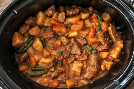 winters-best-slow-cooker-beef-and-vegetable-stew-recipe-179203-1.jpg