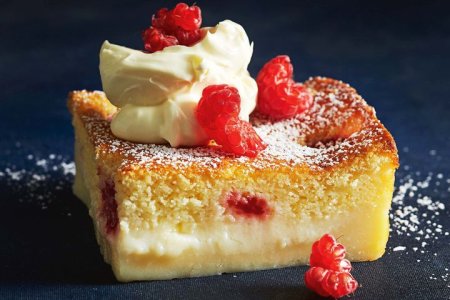 lemon-and-raspberry-magic-cake_1980x1320-120151-1.jpg