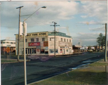 somers store the daybeforedemo...1JPG.jpg