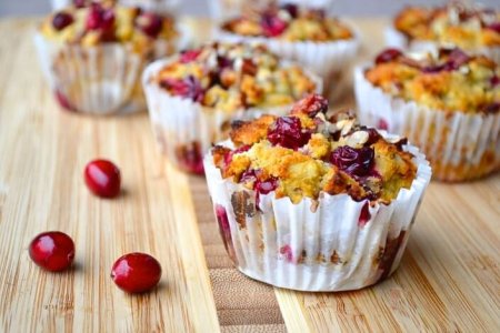 cranberry-orange-muffins-recipe-every-last-bite.jpg