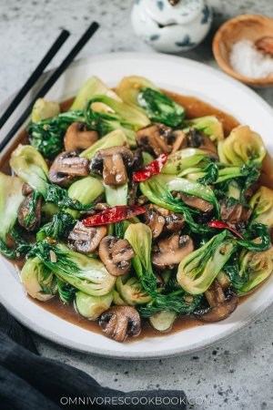 220901_Bok-Choy-And-Mushroom-Stir-Fry_5.jpg