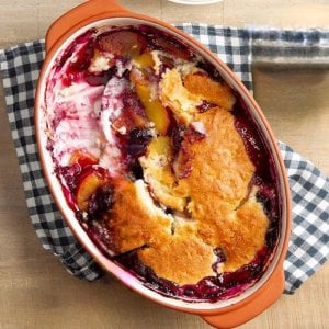 Blueberry-and-Peach-Cobbler_EXPS_FT21_2736_F_0803_1.jpg