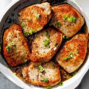 Skillet-Pork-Chops-in-Pineapple-Soy-Sauce_EXPS_RC22_270429_P2_MD_12_02_9b.jpg