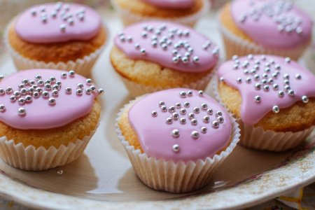 vanilla cupcakes.jpeg