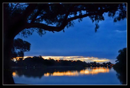 Eve Lights of Renmark @Sunset SA copy.jpg