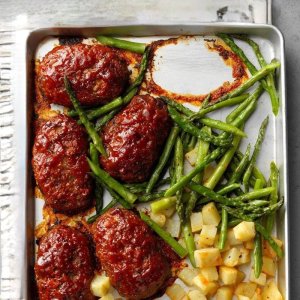 Mini-Meat-Loaf-Sheet-Pan-Meal_EXPS_SDAM19_229129_B12_05_1b-5.jpg