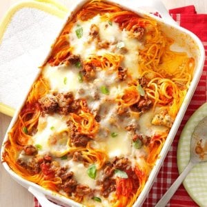 Favorite-Baked-Spaghetti_EXPS26331_CS2919398C04_30_8b_RMS.jpg