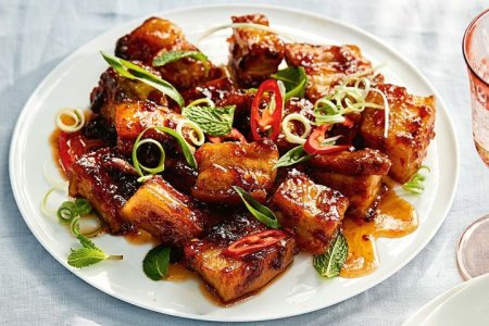 sticky-pork-belly-bites-taste_1980x1320-132894-1.jpg