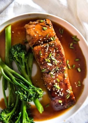 Honey-Garlic-Salmon.jpg