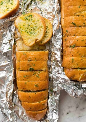 Garlic-Bread_3.jpg