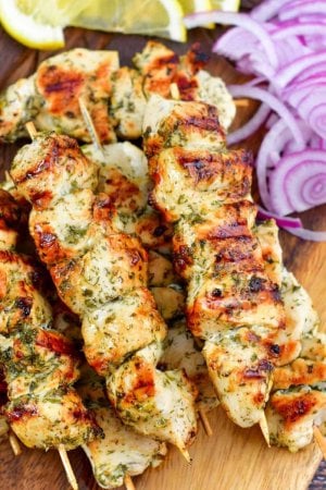 chicken-souvlaki-grilled-1025x1536.jpg