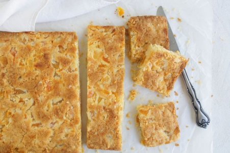 apricot-slice-recipe-522358-1-1.jpg