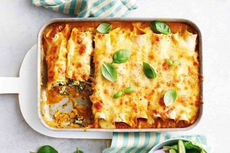 sfi-easy-pumpkin-spinach-and-ricotta-cannelloni-955927-1-1.jpg