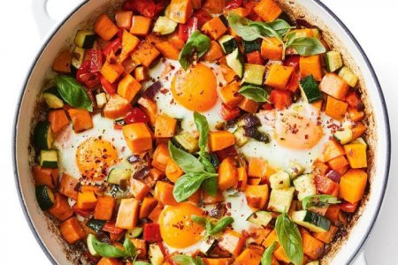 one-pan-sweet-potato-and-egg-hash-167843-2.jpg