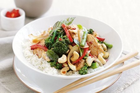 chilli-chicken-stir-fry-951233-2.jpg