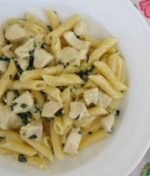 creamy-chicken-pasta-952270-2-1.jpg