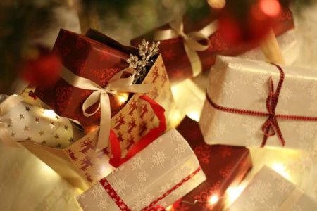 compressed-Christmas gifts.jpeg compressed-Christmas gifts.jpeg