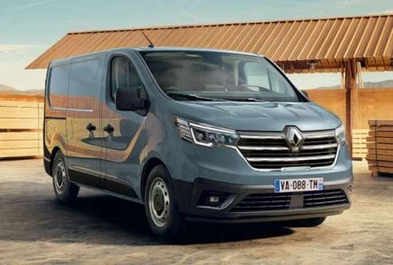 compressed-renault trafic.jpeg