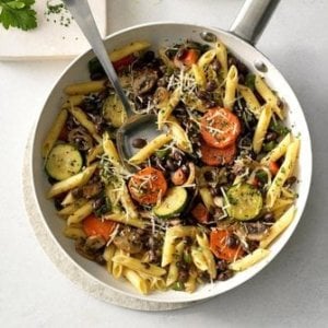 Penne-with-Veggies-and-Black-Beans_EXPS_CF2BZ19_44335_C12_18_4b-5-e1721989570165.jpg