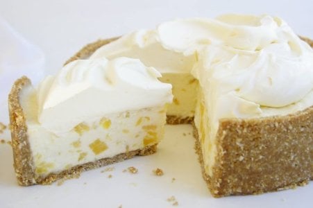 pineapple-cheesecake-958725-1.jpg