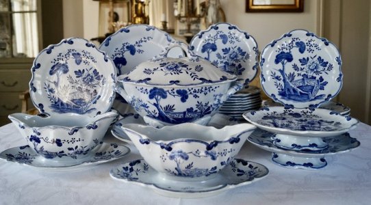 antique-dutch-tableware-1900-set-of-24-1.jpg