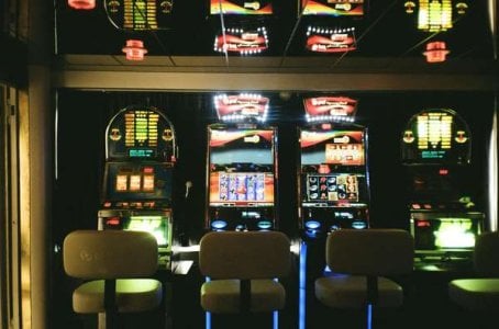 compressed-pexels-slot machines.jpeg