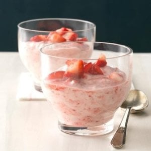 Strawberry-Rhubarb-Cream_EXPS_CF2BZ19_37532_C12_19_3b.jpg Strawberry-Rhubarb-Cream_EXPS_CF2BZ19_37532_C12_19_3b.jpg