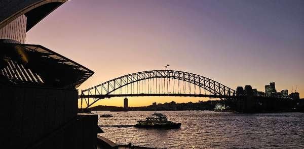 compressed-Sydney Harbour Bridge.jpeg
