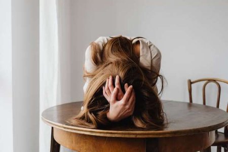 compressed-pexels-woman mental health.jpeg compressed-pexels-woman mental health.jpeg