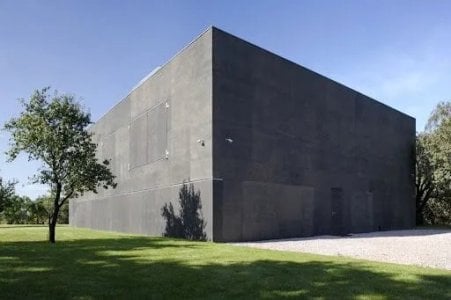 Zombie-Bunker-Closed.jpg
