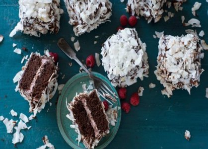🍓🍫 5. Choc-Raspberry Lamington.jpg