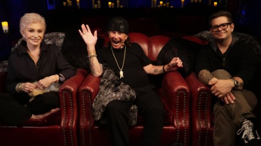 The_Osbournes_Want_to_Believe_group_r.jpg