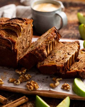 Cinnamon-Apple-Bread_7.jpg