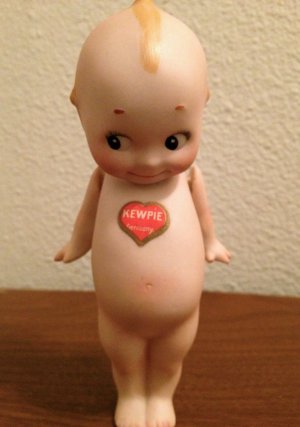 Kewpie_with_Heart_Sticker.jpg