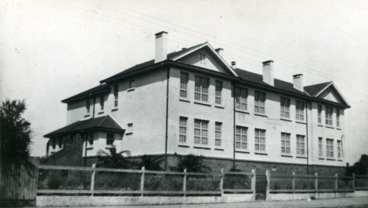 Peakhurst_Public_School__Bonds_Road_Peakhurst_NSW__Believed_to_be_December_1939-c55bbe41.png