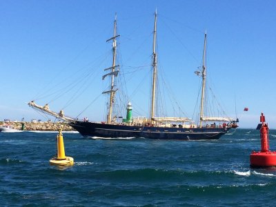 1a STS Leeuwin II.JPG
