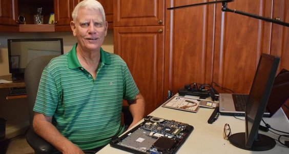 Craig-Clark-the-Tech-Fairy-of-Florida-WEB-DELETE-SOON.jpg